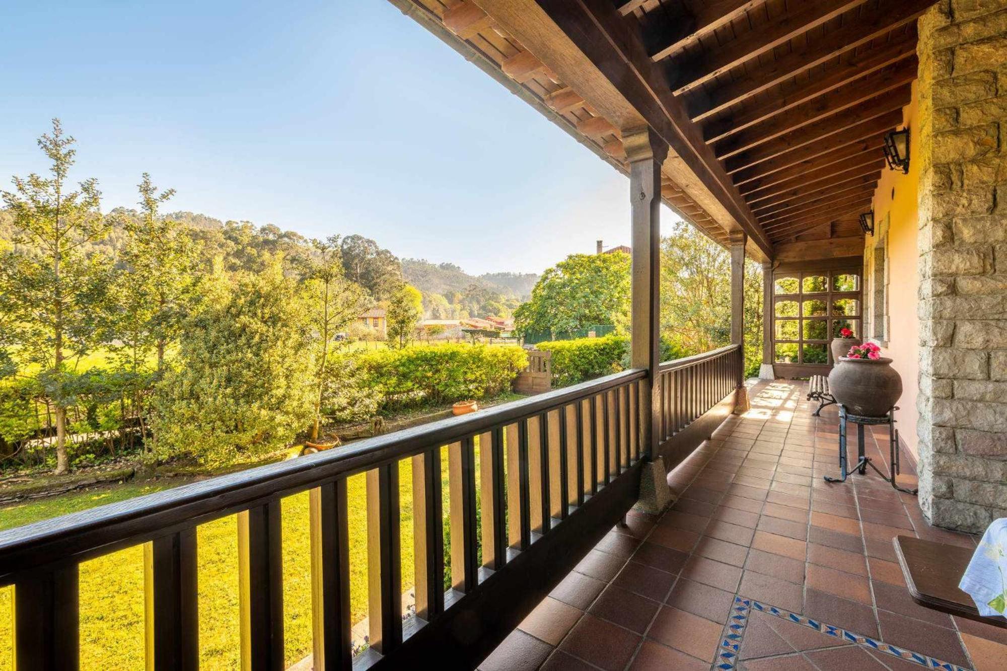 Гостьовий будинок Casa En La Costa Con Wifi Jardin Y Barbacoa Льянес Екстер'єр фото